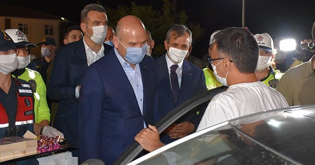 İçişleri Bakanı Süleyman Soylu trafik denetimine katıldı
