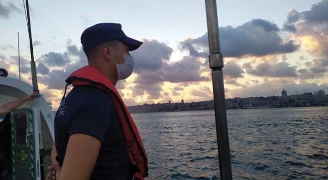 İstanbul Boğazı&#039;ndaki teknelere geniş çaplı denetim