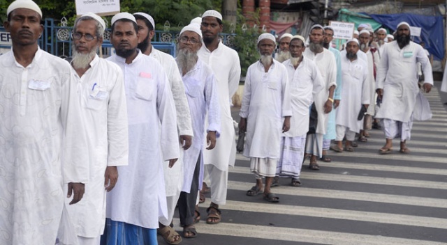 Müslüman ve Türklere Çin, Hindistan zulmü