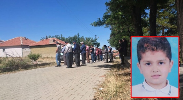 Ağabeyi tarafından öldürülen 8 yaşındaki Seyit Taha son yolculuğuna uğurlandı