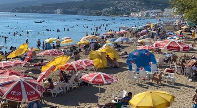 Bursa’da sahillerde sosyal mesafe unutuldu