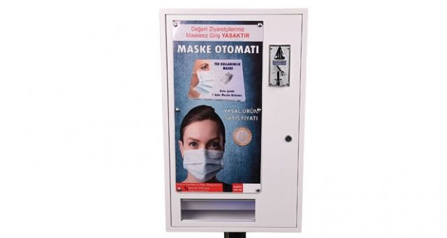 Türkiye&#039;de maske kullanımı 3 kat arttı, maske otomatları iş başında