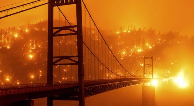 ABD&#039;deki orman yangınlarında ölü sayısı 15&#039;e yükseldi