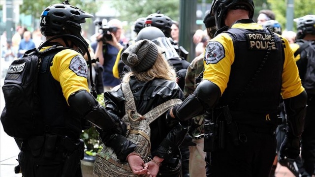 ABD&#039;nin Portland kentindeki protestolarda 14 kişi gözaltına alındı