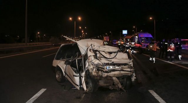 Ankara&#039;da tır otomobile arkadan çarptı: 2 ölü