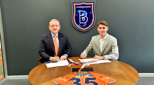 Başakşehir 17 yaşındaki Tagir ile 3 yıllık sözleşme imzaladı