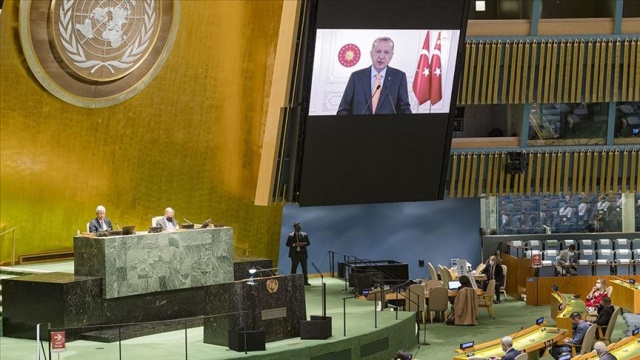 Cumhurbaşkanı Erdoğan&#039;ın İsrail eleştirileri, BM&#039;de salonu terk ettirdi
