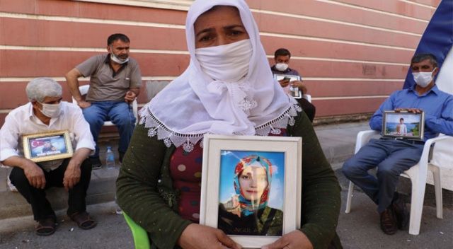 HDP önündeki ailelerin evlat nöbeti 385&#039;inci gününde