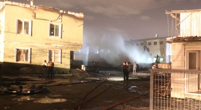 Kocaeli&#039;de palet fabrikasında korkutan yangın