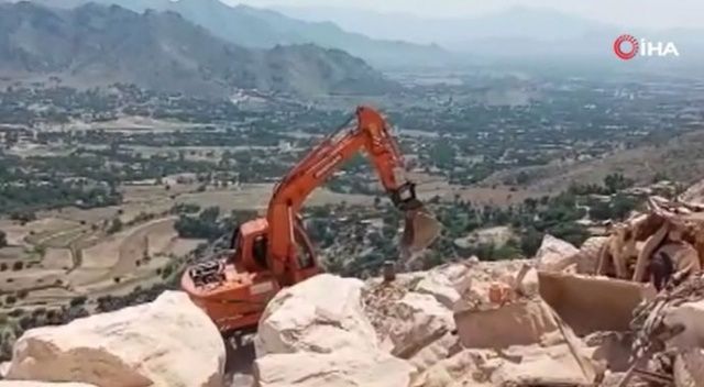 Pakistan’da mermer madeninin çökmesi sonucu ölü sayısı 19’a yükseldi
