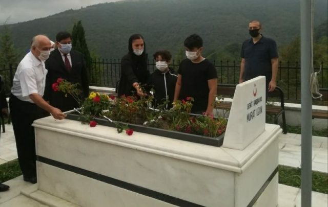 Şehit Başsavcı Murat Uzun mezarı başında anıldı