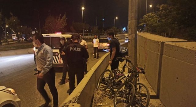Ankara&#039;da otomobil, bisikletli gence çarptı