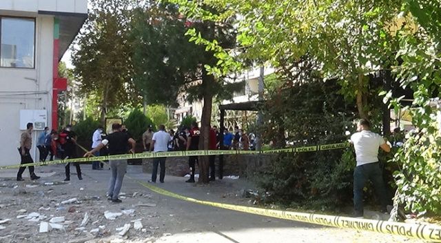 Diyarbakır&#039;da kadın cinayeti: Ablasını öldürdü!