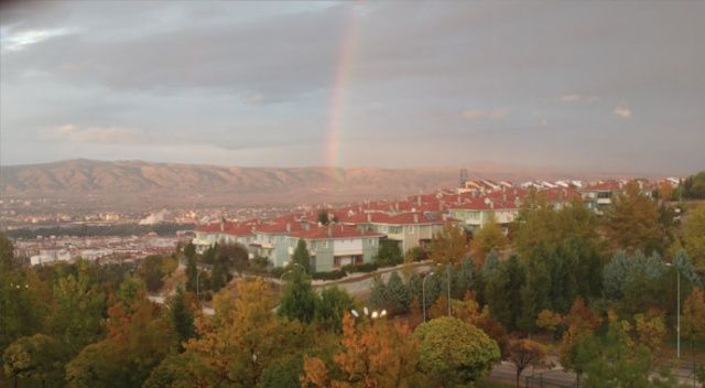 Eskişehir&#039;de gökkuşağı güzelliği