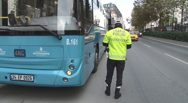 Taksim’de toplu taşıma araçlarında koronavirüs denetimi