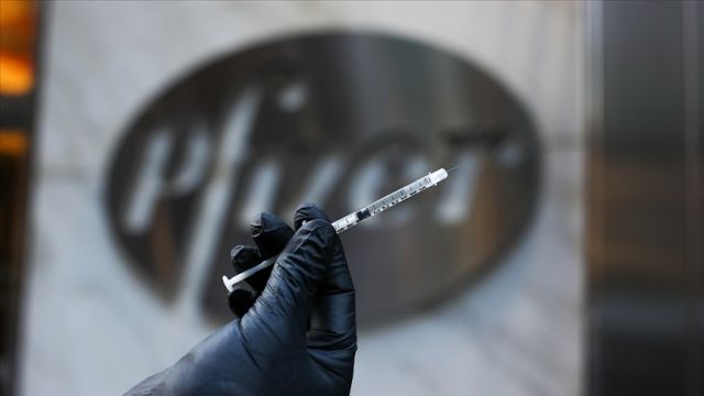 ABD&#039;nin United Airlines uçaklarıyla Pfizer aşısının sevkiyatına başladığı iddiası
