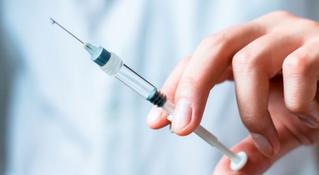 Almanya, AB&#039;nin Covid-19 aşısı için BioNTech-Pfizer şirketleriyle yakında anlaşmaya varmasını bekliyor