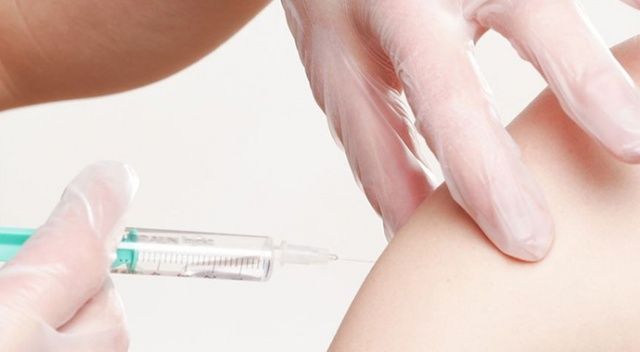 Çin menşeli Covid-19 aşısı için Sağlık Bakanlığına 20 bin gönüllü başvurdu