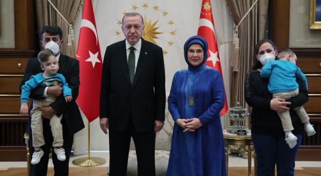 Cumhurbaşkanı Erdoğan, Antalyalı siyam ikizlerini kabul etti