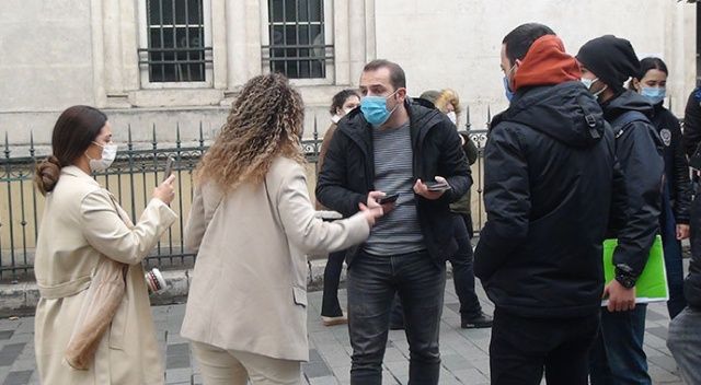 Polise &#039;kapa çeneni&#039; diyen kadın turistler gözaltına alındı