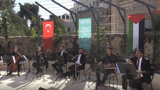 Ramallah&#039;ta Türkiye-Filistin dostluk konseri düzenlendi