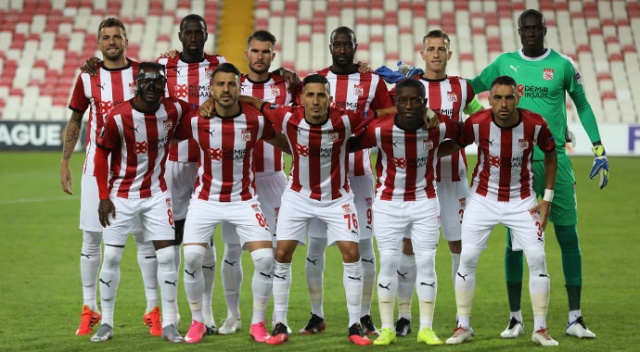 Sivasspor-Karabağ maçının hakemi değişti