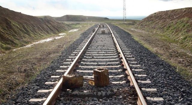 Bağdat-Musul demir yolunun Türkiye&#039;ye uzatılması projesinde çalışmalar başladı