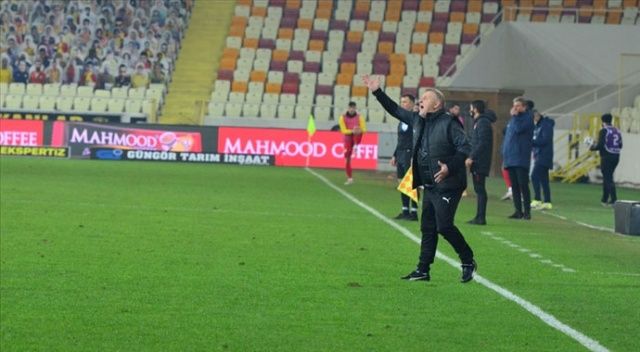 Mesut Bakkal ile galibiyet hasretini bitiren Erzurumspor&#039;da yüzler gülüyor