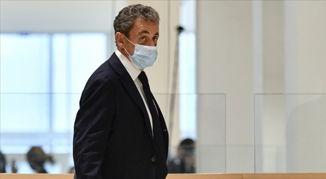 Sarkozy, hakkındaki yolsuzluk suçlamalarını reddetti