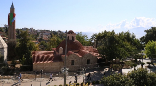 Vaka artışı yüzde 50 sınırına yaklaşan Antalya’da camilerden korona virüs uyarısı