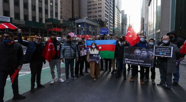 ABD&#039;li Türklerden FETÖ&#039;cü Enes Kanter için Wall Street Journal&#039;a protesto