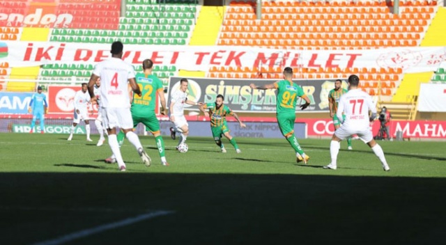 Alanyaspor, Sivasspor&#039;u 3-1 mağlup etti