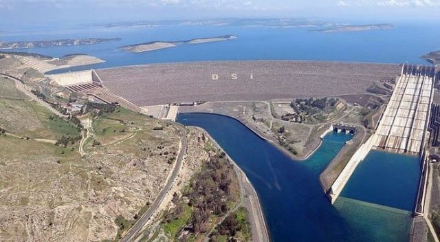 Atatürk Barajı 2 milyon kişinin enerjisini üretti
