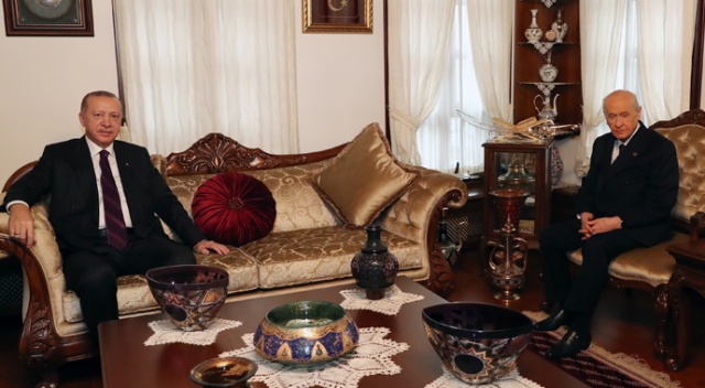 Cumhurbaşkanı Erdoğan, Bahçeli&#039;yi evinde ziyaret etti