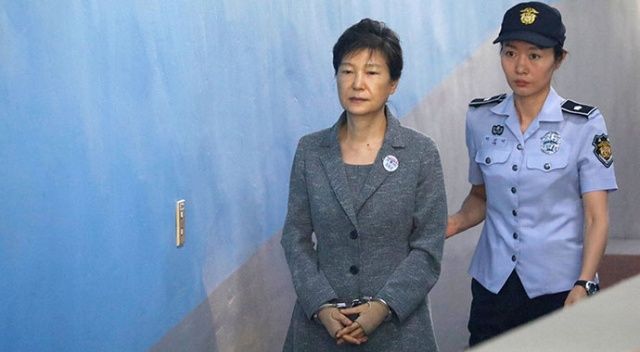 Eski Güney Kore Devlet Başkanı Park’ın hapis cezası onaylandı