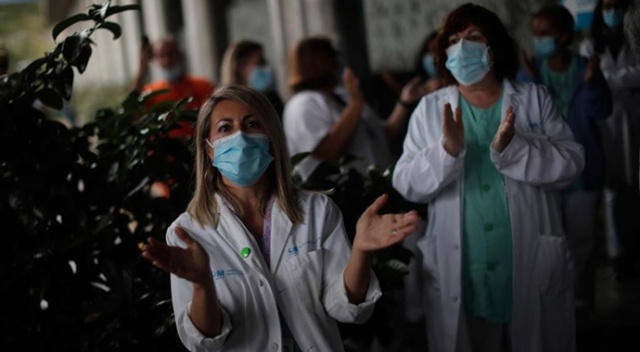 İspanya&#039;da Kovid-19 nedeniyle hastanelerdeki yoğunluk artıyor