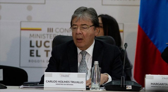 Kolombiya Savunma Bakanı Trujillo Covid-19 nedeniyle hayatını kaybetti