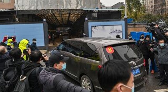 Salgının başlangıç noktası kabul ediliyordu: DSÖ yetkilileri Wuhan’daki hayvan pazarında