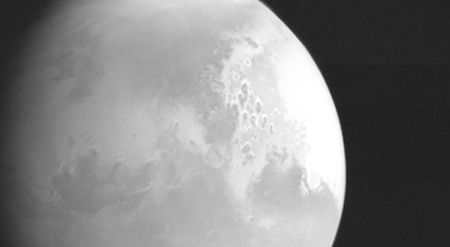 Çin&#039;in Mars keşif uydusu Dünya&#039;ya ilk görüntüsünü yolladı