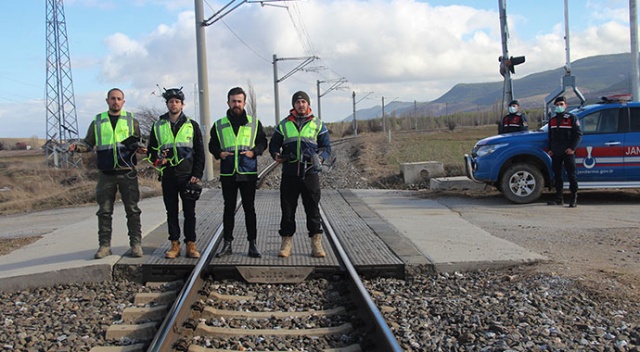 Demiryolunun güvenliğini İHA&#039;lar sağlıyor
