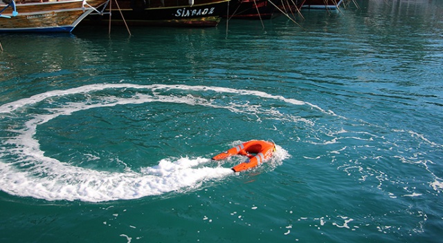 Deniz polisi, elektronik can kurtarma simidi ile hayat kurtaracak