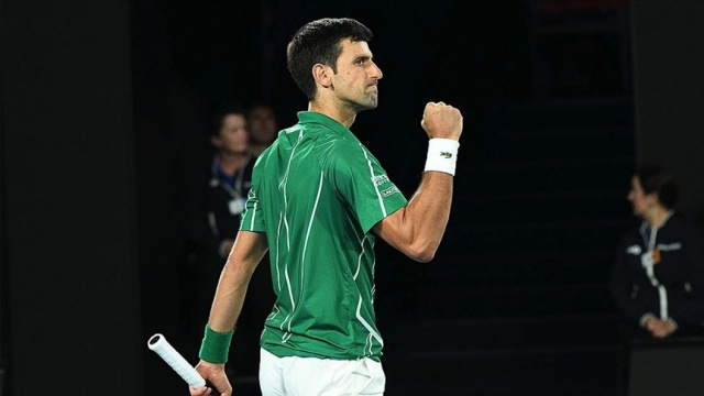 Djokovic zorlansa da Avustralya Açık&#039;ta 3. tura çıktı