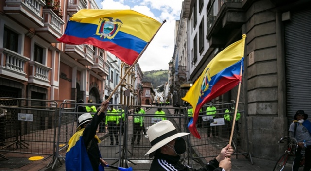 Ekvador halkı yeni devlet başkanını belirlemek için yarın sandık başına gidecek