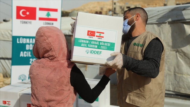 İDDEF&#039;ten Lübnan&#039;daki Suriyelilere gıda yardımı