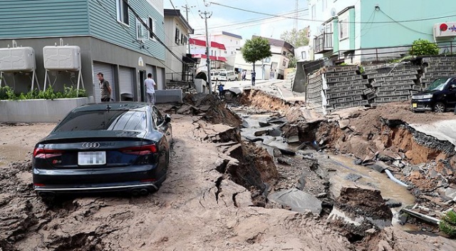 Japonya’yı vuran 7.3 şiddetindeki deprem
