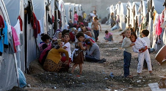 Lübnan&#039;daki Suriyeliler iki savaşın pençesinde