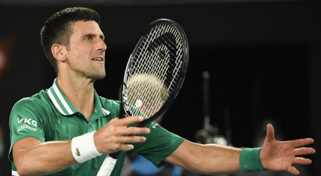 Novak Djokovic, Avustralya Açık&#039;ta yarı finalde