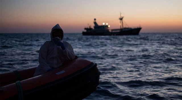 Tunus açıklarında 25 düzensiz göçmen kurtarıldı