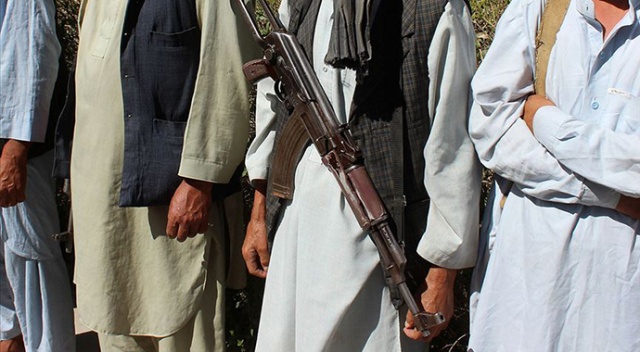 Afganistan’da 18 Taliban üyesi etkisiz hale getirildi