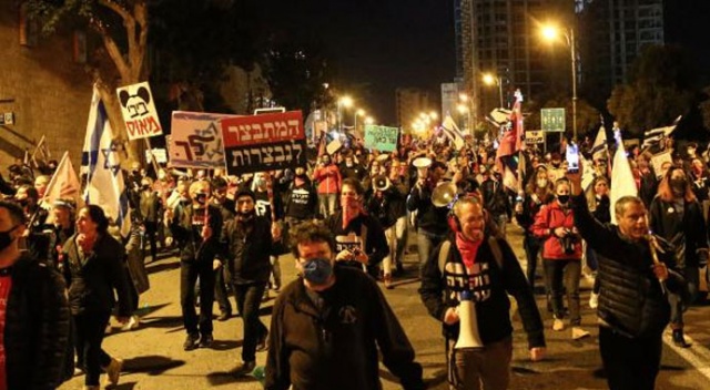 Binlerce İsrailli Netanyahu karşıtı gösteri düzenledi
